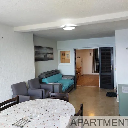 Apartmani Denis Stara Baska Exterior photo