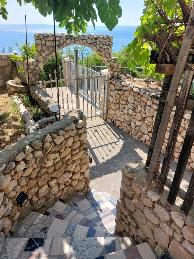 Apartment Denis Stara Baska