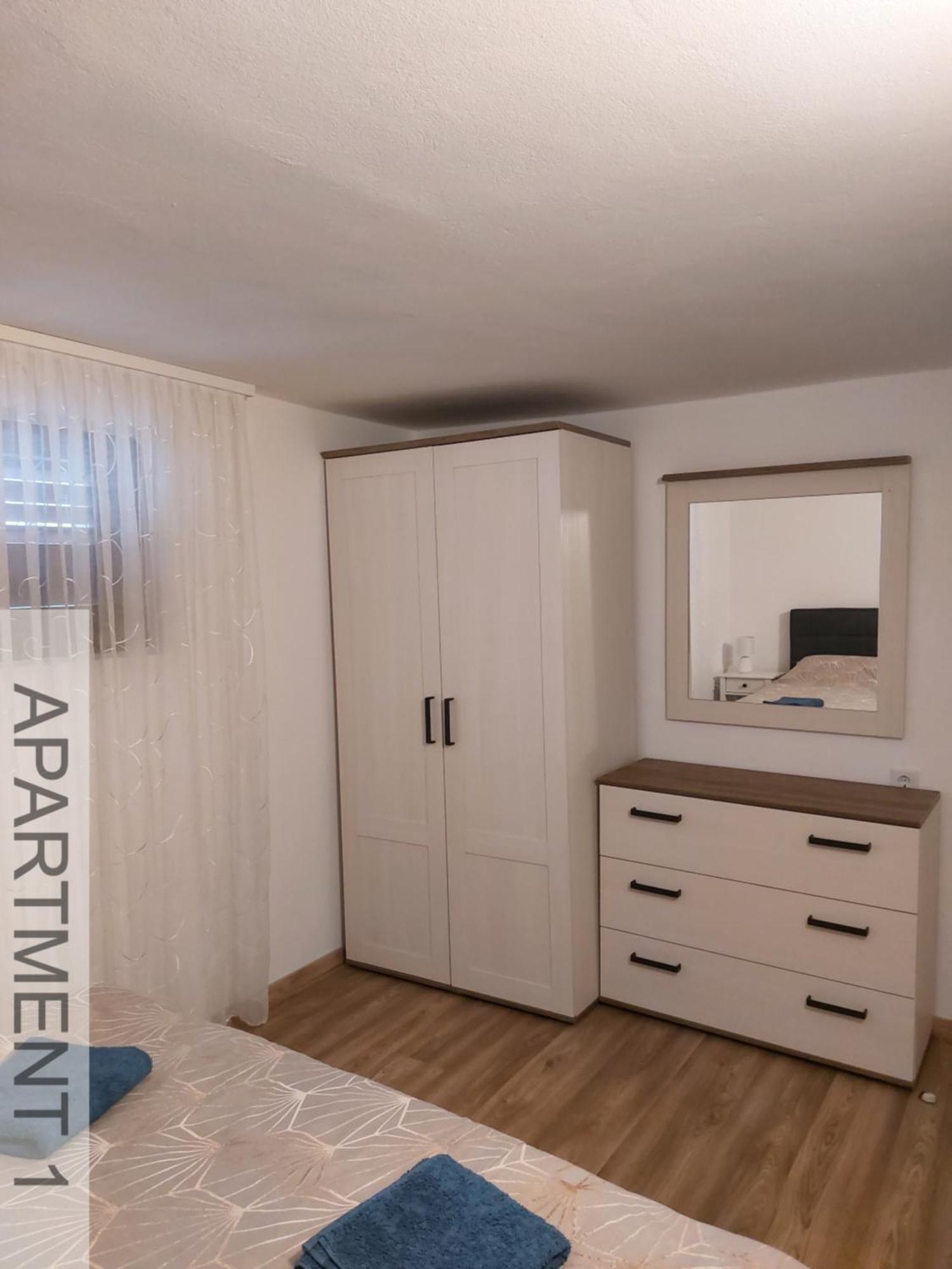 Denis Apartment *